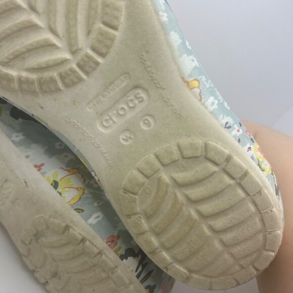 Crocs Floral Print Slip-On Flats Lightweight Comfort Casual Shoes 9 - Picture 7 of 8